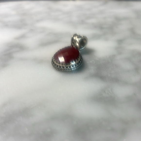 Tear drop ruby pendant in sterling silver - Picture 2 of 6